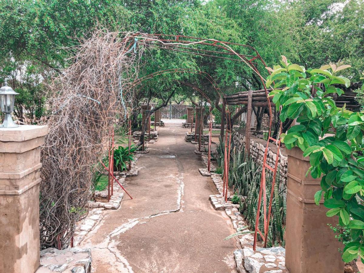 Nkisi Guesthouse Kang المظهر الخارجي الصورة